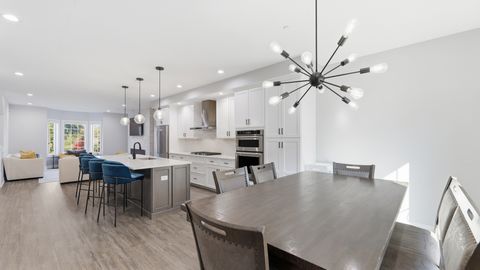 Tiny photo for 416 N CASS Avenue #6, Westmont, IL 60559 (MLS # 12502917)