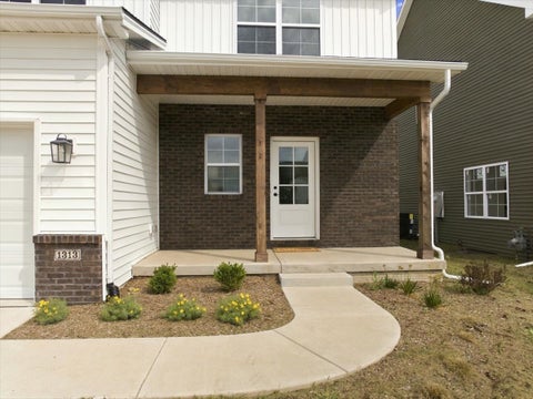 Photo of 1313 Woodbine Road, Bloomington, IL 61704 (MLS # 12752421)