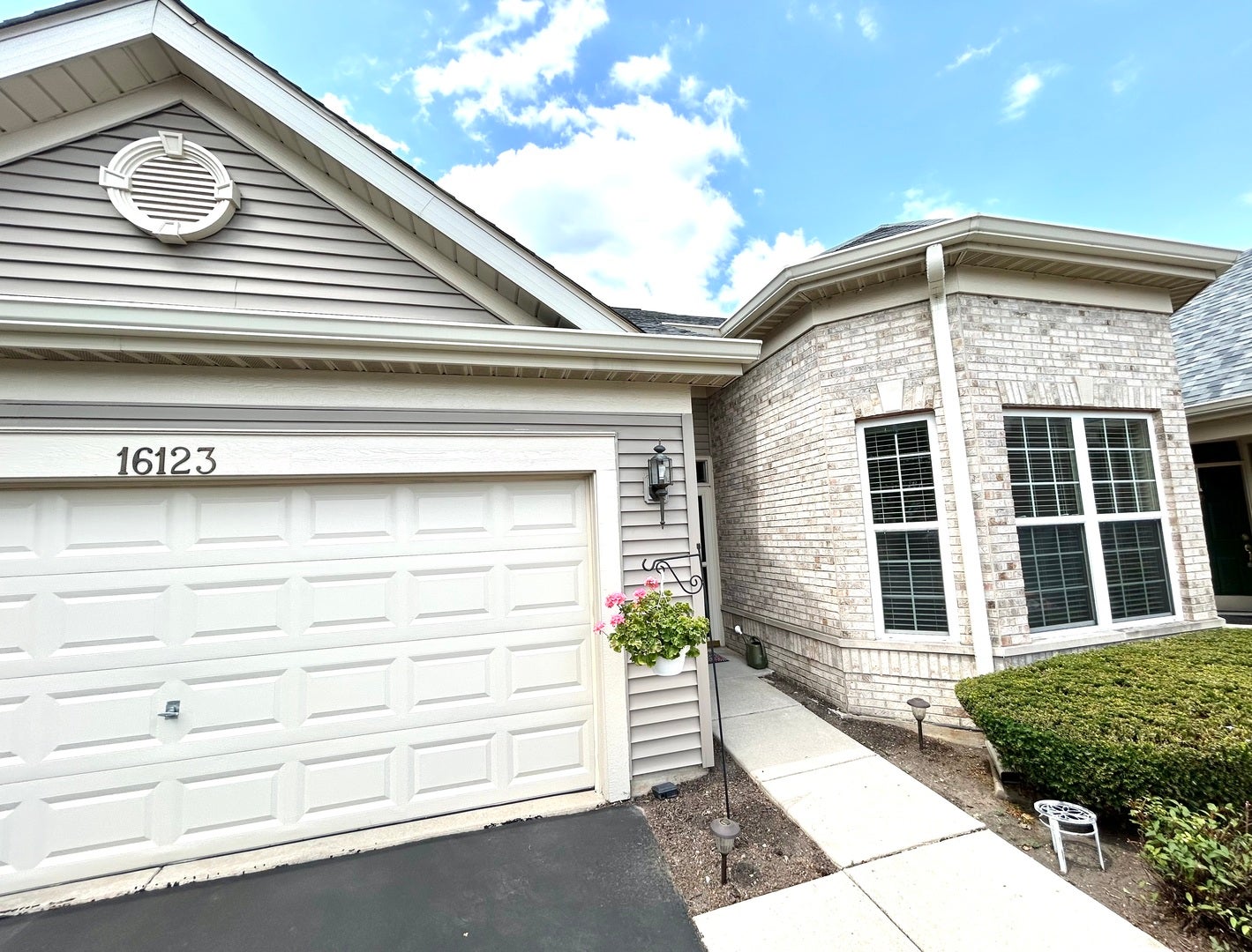 16123 Powderhorn Lake Way