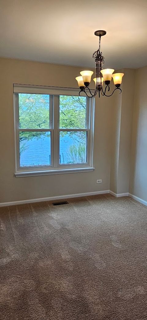 Tiny photo for 450 Rosewood Crossing, Lindenhurst, IL 60046 (MLS # 12640641)