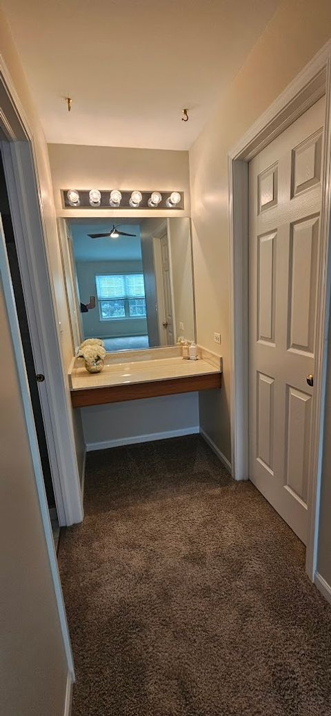 Tiny photo for 450 Rosewood Crossing, Lindenhurst, IL 60046 (MLS # 12640641)