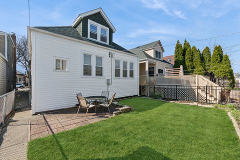 Tiny photo for 5806 W Wilson Avenue, Chicago, IL 60630 (MLS # 12602166)