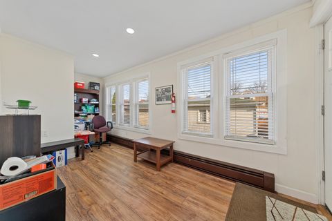 Tiny photo for 5806 W Wilson Avenue, Chicago, IL 60630 (MLS # 12602166)