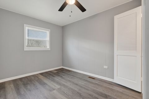 Tiny photo for 12944 S Commercial Avenue, Chicago, IL 60633 (MLS # 12545097)