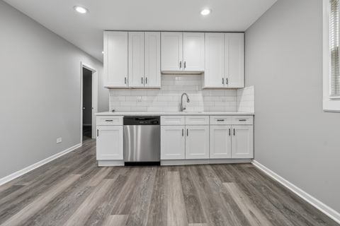 Tiny photo for 12944 S Commercial Avenue, Chicago, IL 60633 (MLS # 12545097)