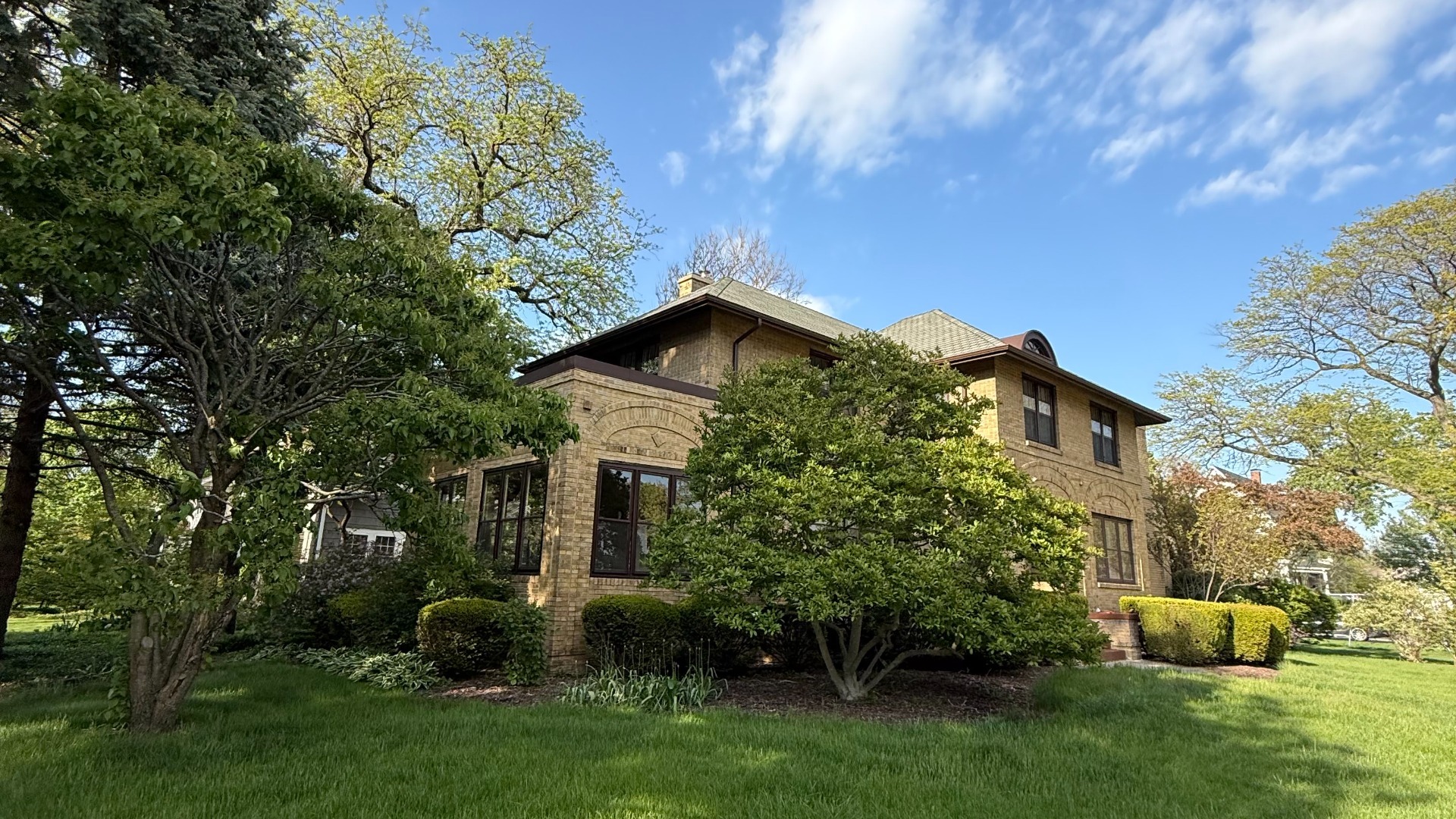 427 W Franklin Street