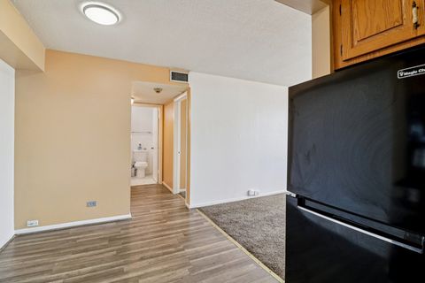 Tiny photo for 7234 W North Avenue #1408, Elmwood Park, IL 60707 (MLS # 12601005)