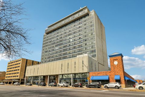 Tiny photo for 7234 W North Avenue #1408, Elmwood Park, IL 60707 (MLS # 12601005)