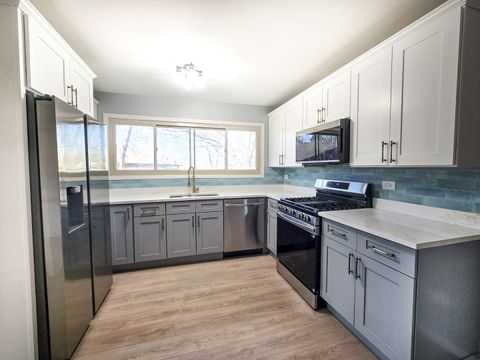 Tiny photo for Streamwood, IL 60107 (MLS # 12577843)