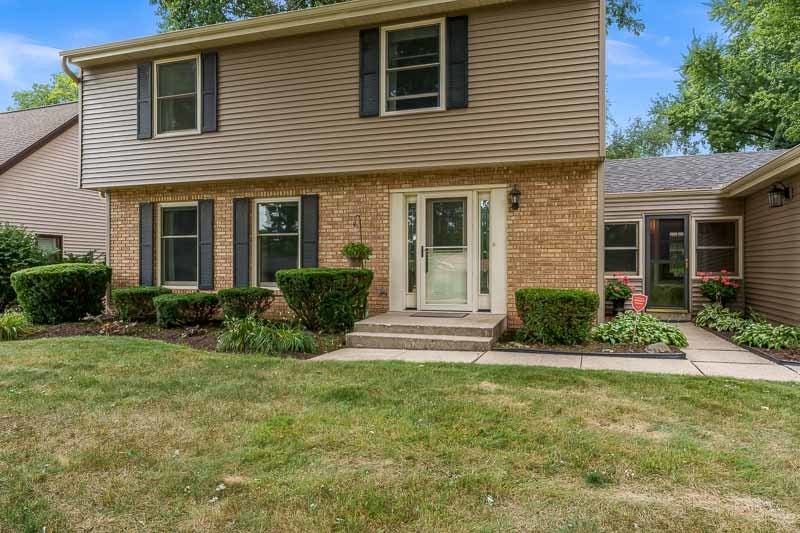 3342 Montlake Drive