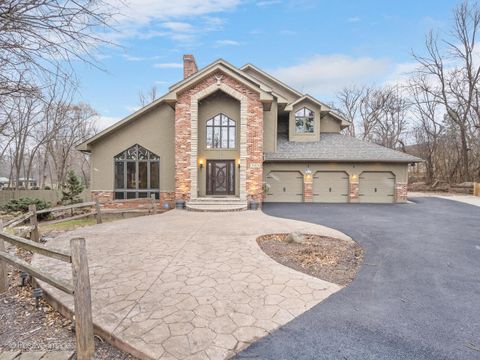 A home in West Chicago