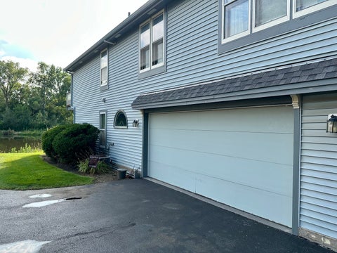Tiny photo for 935 Victoria Drive #935, Woodstock, IL 60098 (MLS # 12739336)