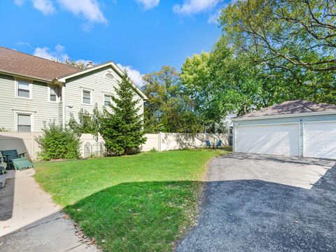 Tiny photo for 875 S York Street, Elmhurst, IL 60126 (MLS # 12596193)