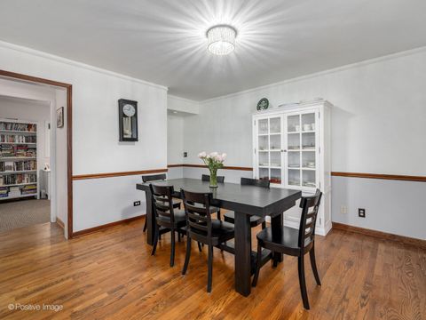 Tiny photo for 875 S York Street, Elmhurst, IL 60126 (MLS # 12596193)