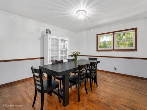 Tiny photo for 875 S York Street, Elmhurst, IL 60126 (MLS # 12596193)