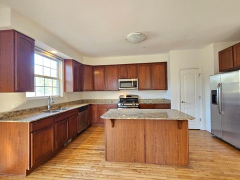 Tiny photo for 112 Enclave Drive, Mount Prospect, IL 60056 (MLS # 12492549)