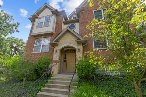 Photo of 112 Enclave Drive, Mount Prospect, IL 60056 (MLS # 12492549)