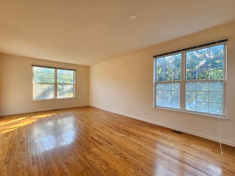 Tiny photo for 112 Enclave Drive, Mount Prospect, IL 60056 (MLS # 12492549)