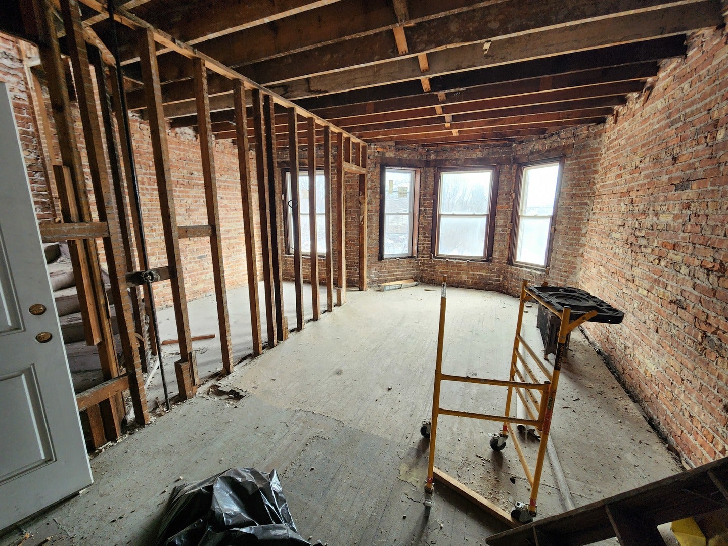 1116 S California Avenue