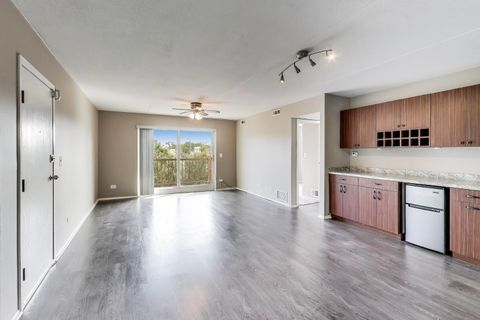 Tiny photo for 2416 W Foster Avenue #2S, Chicago, IL 60625 (MLS # 12525008)