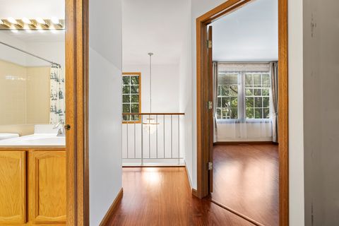 Tiny photo for 1404 W Sapphire Drive, Hoffman Estates, IL 60192 (MLS # 12488100)