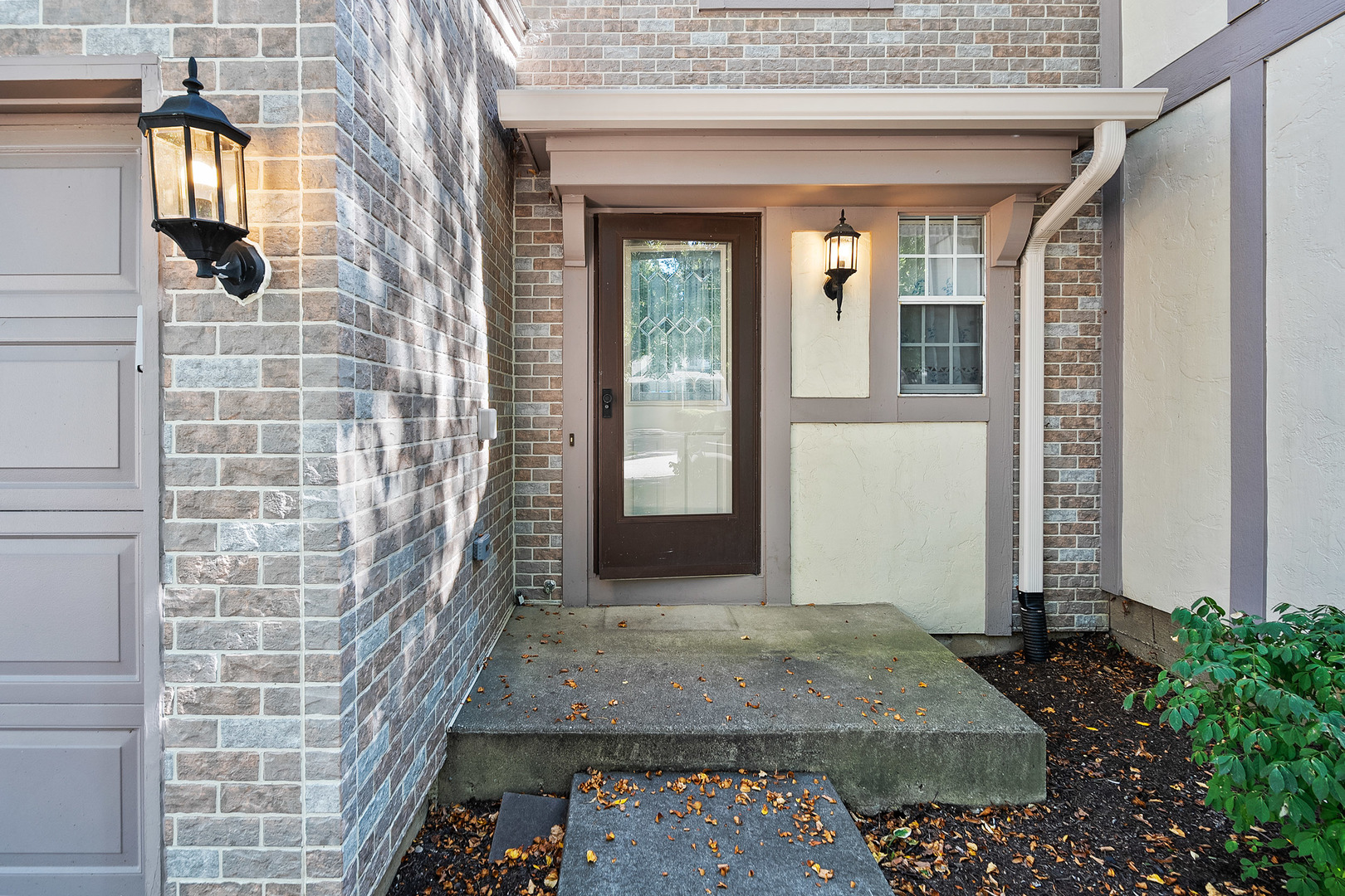 1404 W Sapphire Drive