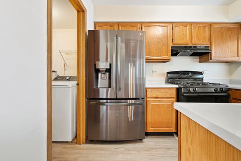 Tiny photo for 1404 W Sapphire Drive, Hoffman Estates, IL 60192 (MLS # 12488100)