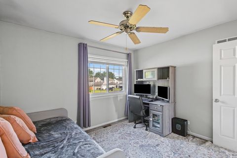 Tiny photo for 454 Danbury Drive, Carol Stream, IL 60188 (MLS # 12681464)