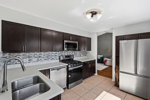 Tiny photo for 454 Danbury Drive, Carol Stream, IL 60188 (MLS # 12681464)