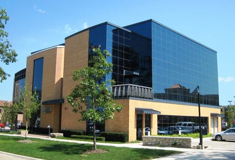 1725 N McGovern Street Highland Park IL 60035