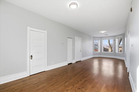 Tiny photo for 1023 N Hoyne Avenue #3B, Chicago, IL 60622 (MLS # 12581108)