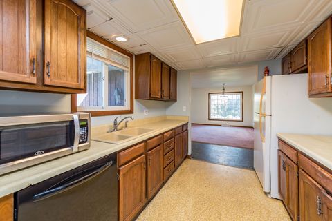 Tiny photo for 16675 W Applewood Court, Gurnee, IL 60031 (MLS # 12499118)