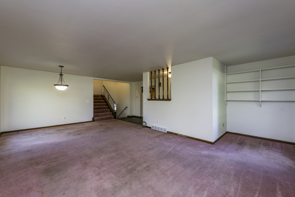 16675 W Applewood Court