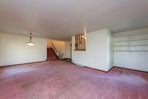 Tiny photo for 16675 W Applewood Court, Gurnee, IL 60031 (MLS # 12499118)