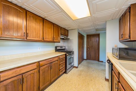 Tiny photo for 16675 W Applewood Court, Gurnee, IL 60031 (MLS # 12499118)