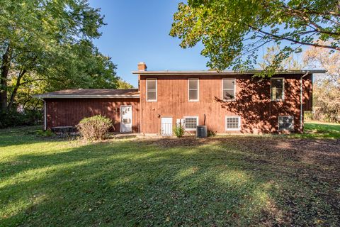 Tiny photo for 16675 W Applewood Court, Gurnee, IL 60031 (MLS # 12499118)
