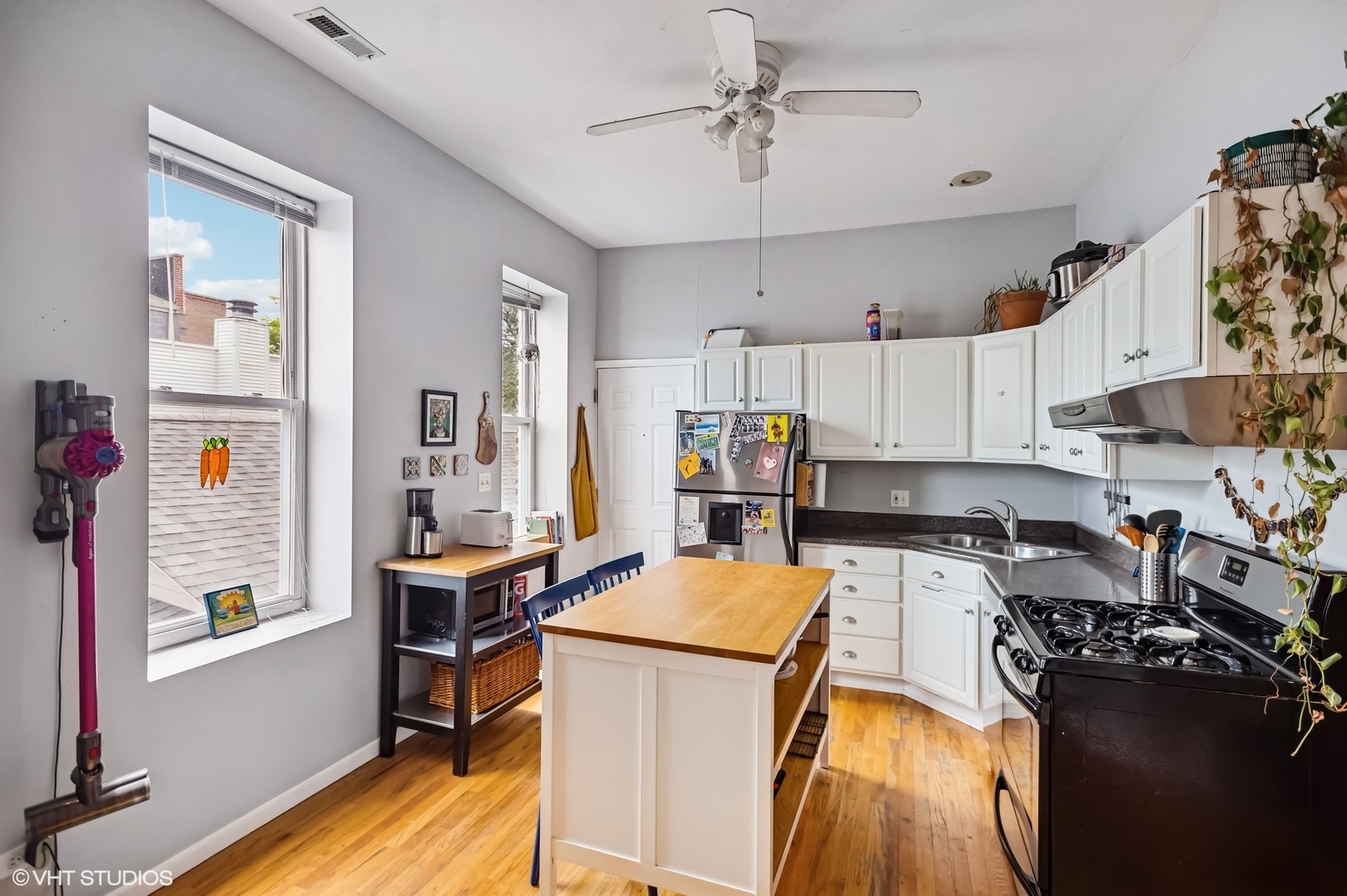 1307 N Bosworth Avenue 2R