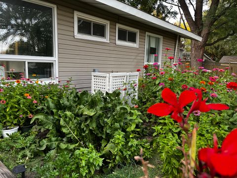 Tiny photo for 133 Adler Drive, Libertyville, IL 60048 (MLS # 12572385)