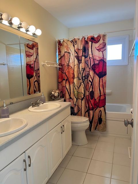 Tiny photo for 133 Adler Drive, Libertyville, IL 60048 (MLS # 12572385)