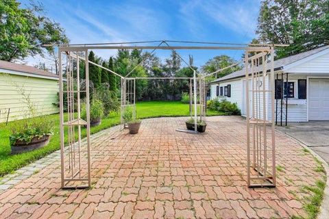 Tiny photo for 219 N William Street, Mount Prospect, IL 60056 (MLS # 12763738)