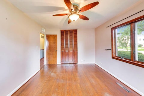 Tiny photo for 219 N William Street, Mount Prospect, IL 60056 (MLS # 12763738)