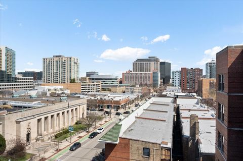 Tiny photo for 1585 Ridge Avenue #705, Evanston, IL 60201 (MLS # 12633099)