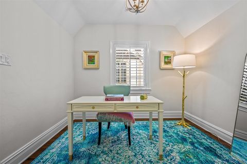 Tiny photo for 562 Earlston Road, Kenilworth, IL 60043 (MLS # 12613100)