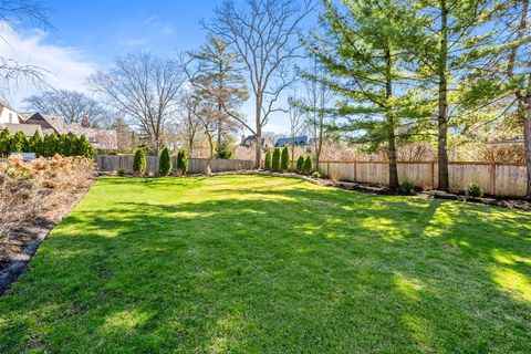 Tiny photo for 562 Earlston Road, Kenilworth, IL 60043 (MLS # 12613100)