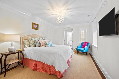 Tiny photo for 562 Earlston Road, Kenilworth, IL 60043 (MLS # 12613100)