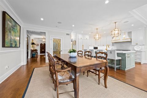 Tiny photo for 562 Earlston Road, Kenilworth, IL 60043 (MLS # 12613100)