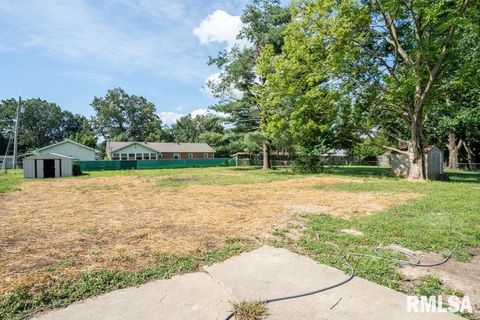 Tiny photo for 865 Stardust Drive, Herrin, IL 62948 (MLS # QC4269367)