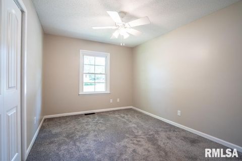 Tiny photo for 865 Stardust Drive, Herrin, IL 62948 (MLS # QC4269367)