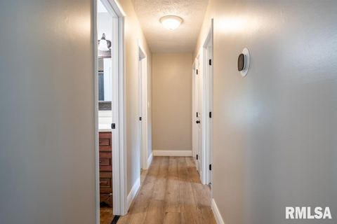 Tiny photo for 865 Stardust Drive, Herrin, IL 62948 (MLS # QC4269367)