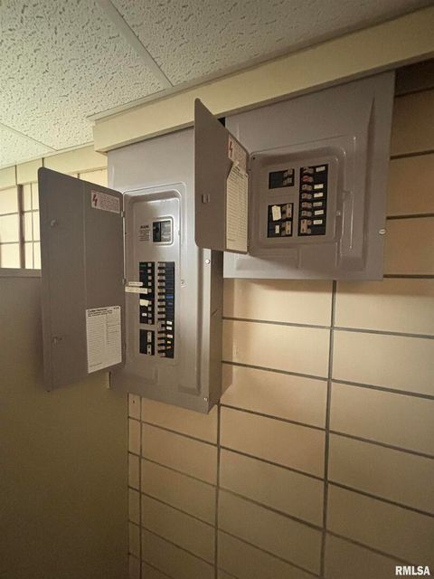 Tiny photo for 402 W PROSPECT Street, Kewanee, IL 61443 (MLS # QC4267622)